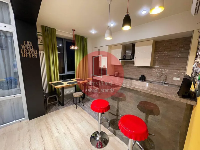2-комн квартира, 80 м², м. Молодёжная