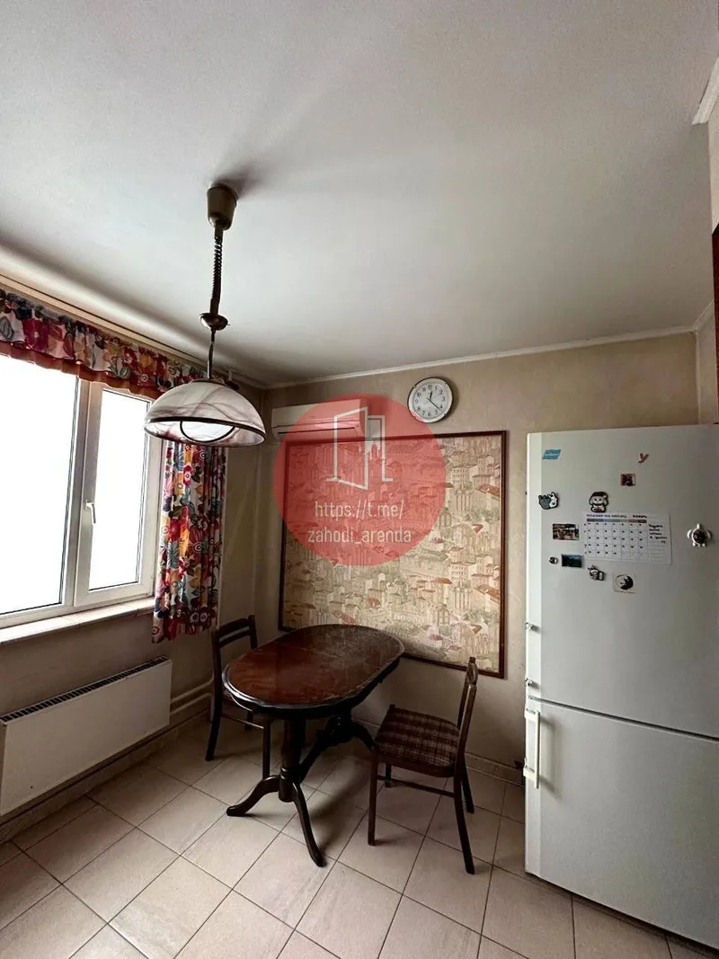 Комната, 18 м², м. Фонвизинская