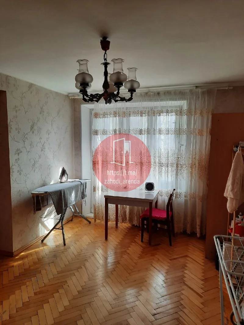 Комната, 12 м², м. Калужская