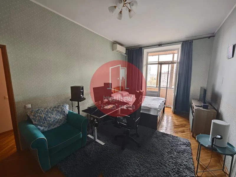 Комната, 20 м², м. Алексеевская