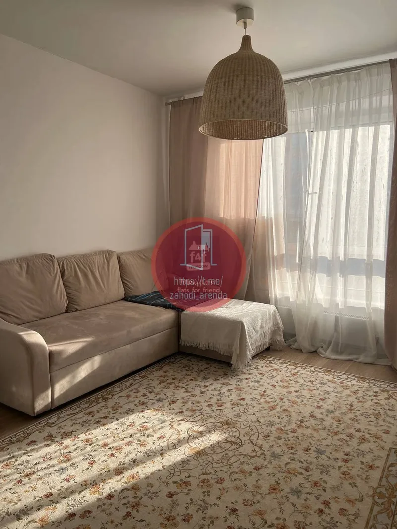 3-комн квартира, 32 м², м. Братиславская