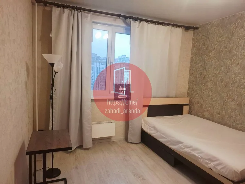 Комната, 15 м², м. Южная