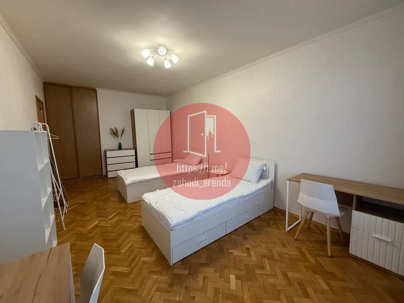 Комната, 20 м², м. Бауманская