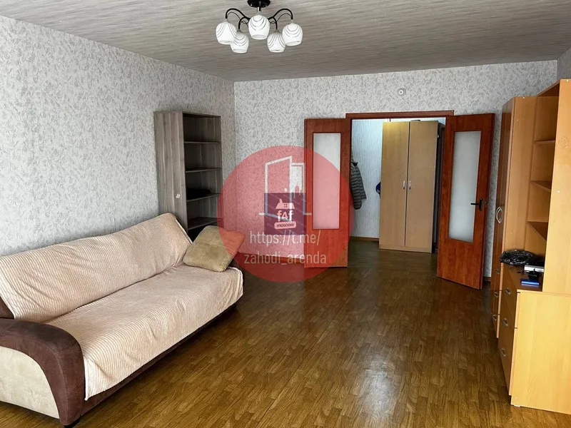 Комната, 100 м², м. Беломорская