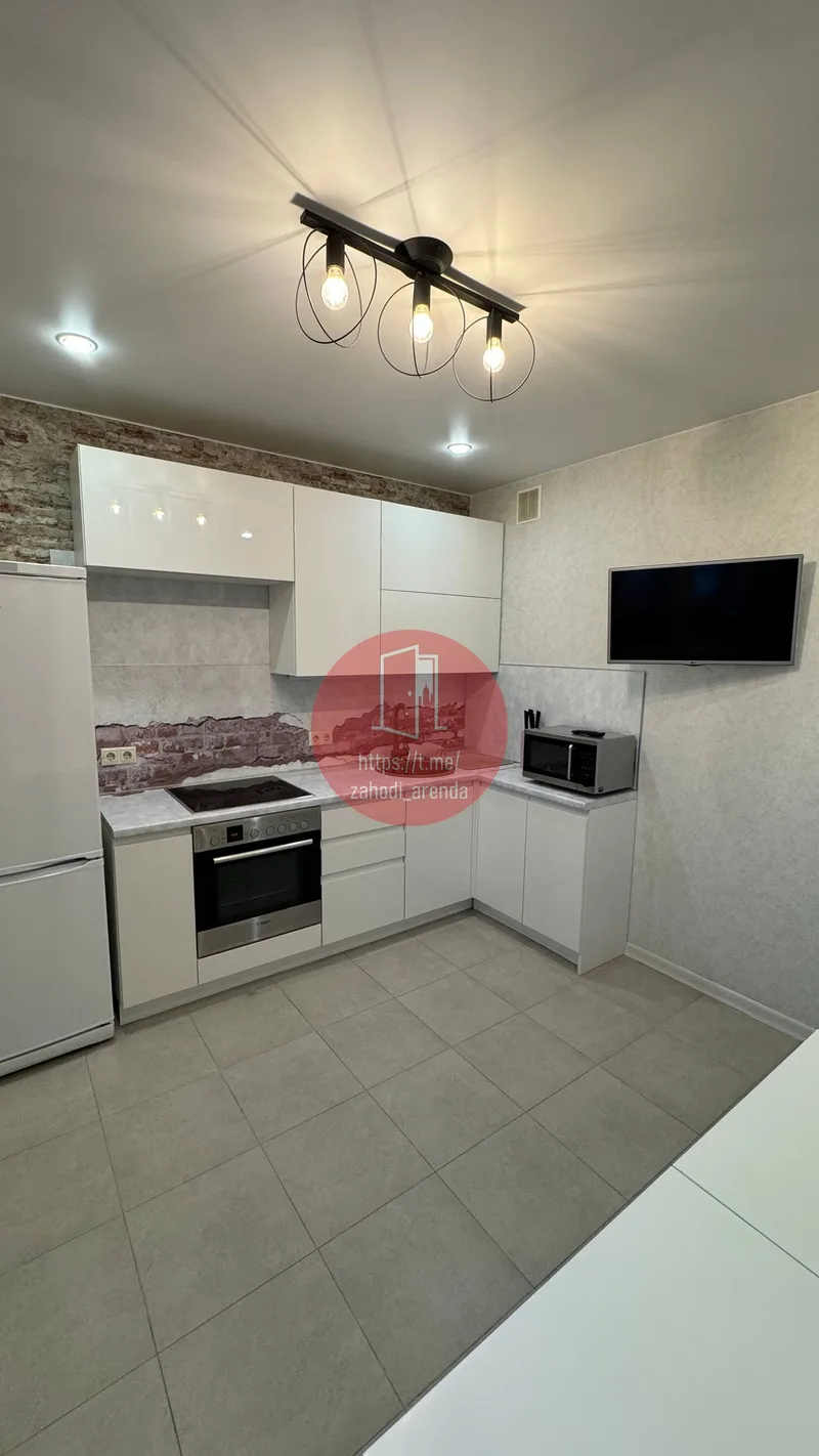 1-комн квартира, 42 м², м. Братиславская