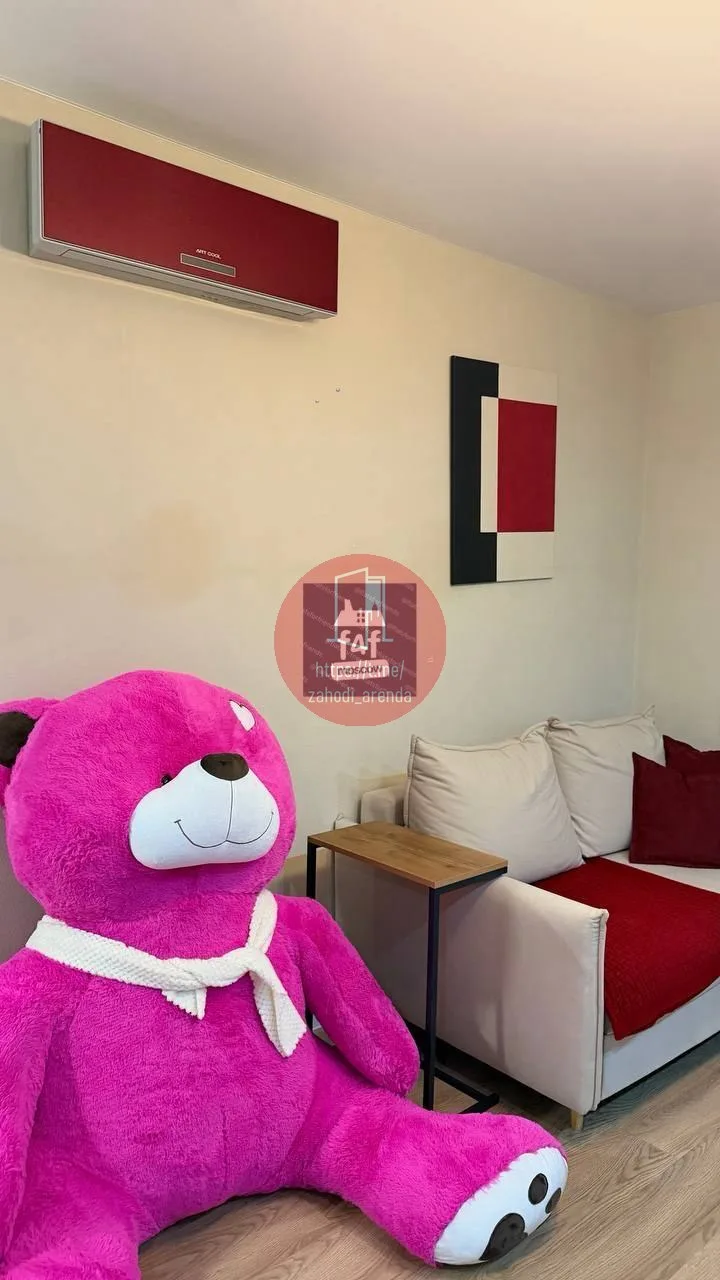 Комната, 55 м², м. Аминьевская
